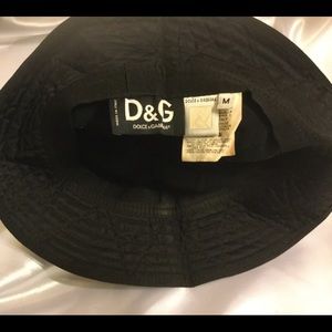 Dolce & Gabbana Accessories - Bucket hat D&G Dolce & Gabbana Dolce & Gabbana Accessories - Bucket hat D&G Dolce & Gabbana